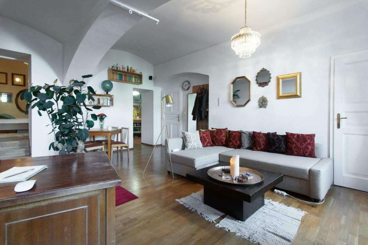 Victoria Design Stays - Apartment Rehorova Prague Luaran gambar