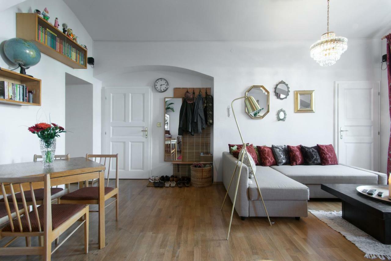 Victoria Design Stays - Apartment Rehorova Prague Luaran gambar